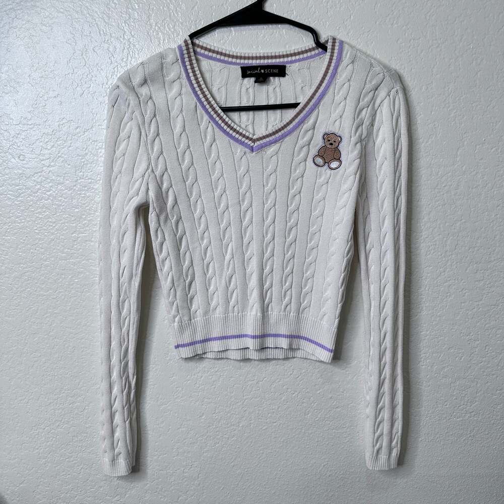 Social Scene White Cable Knit V-Neck Sweater w/ Teddy Bear Embroidery - S